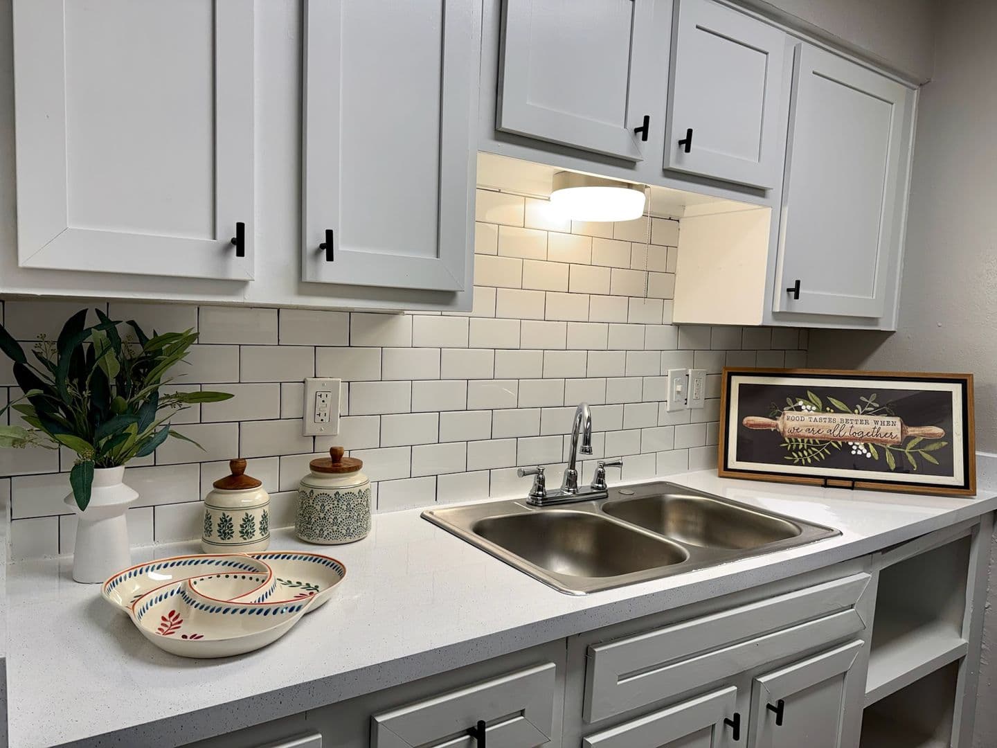 Austin Apartment: 1124 Rutland Dr