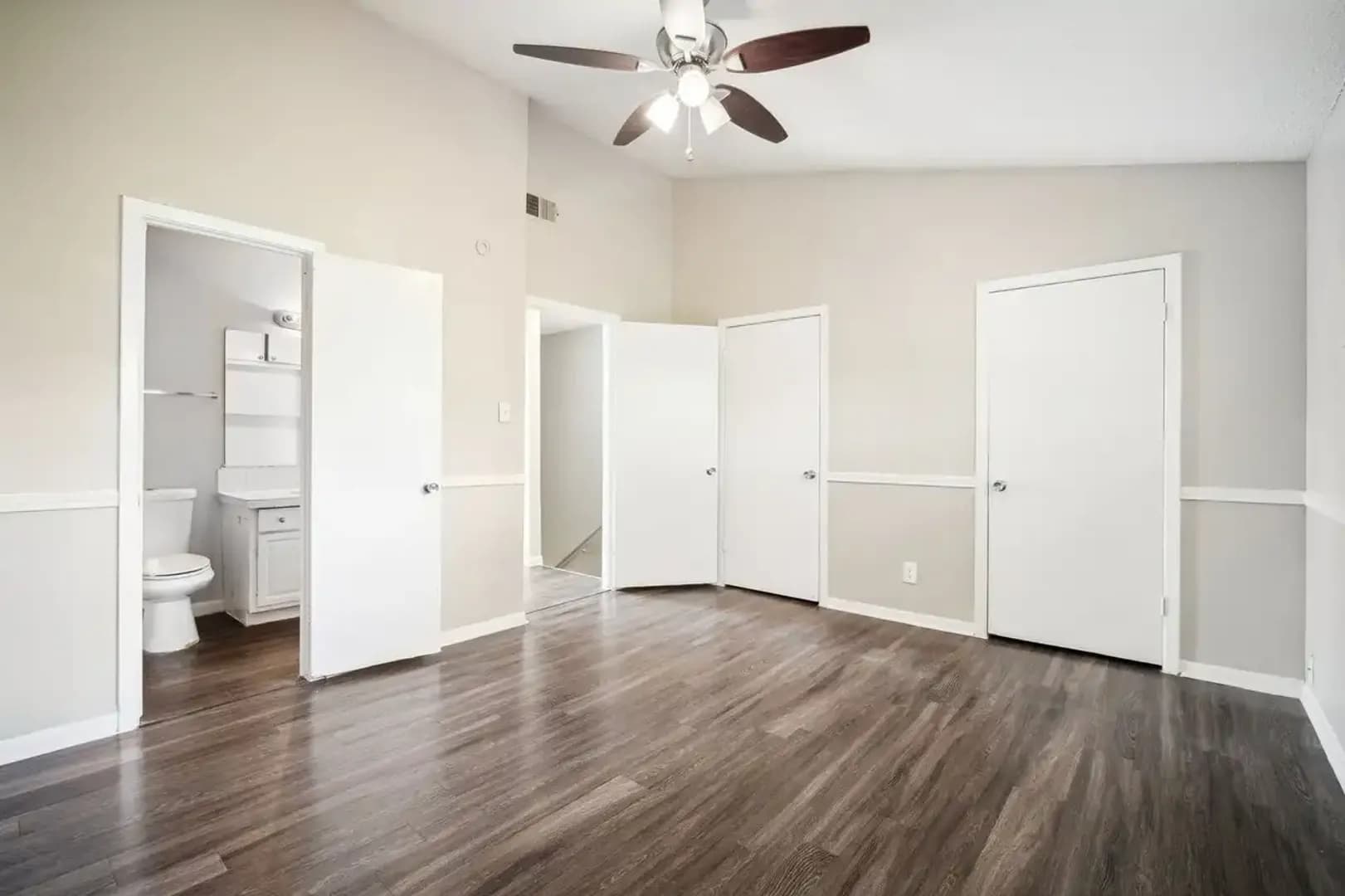 Austin Apartment: 1302 Parker Lane