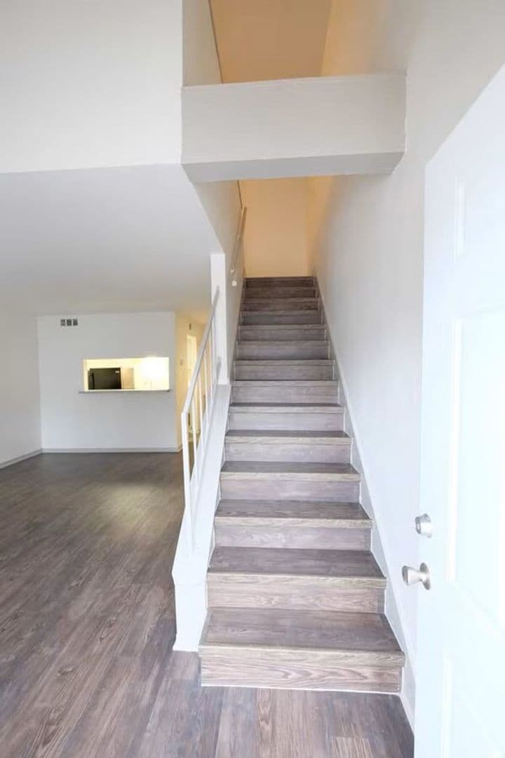 Austin Apartment: 1124 Rutland Dr
