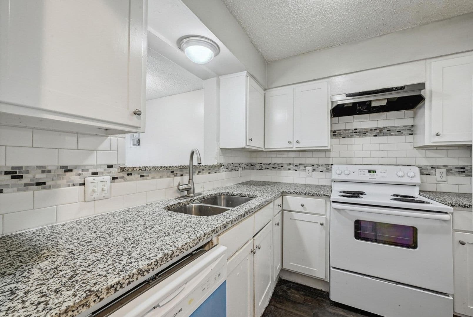 Austin Apartment: 1302 Parker Lane