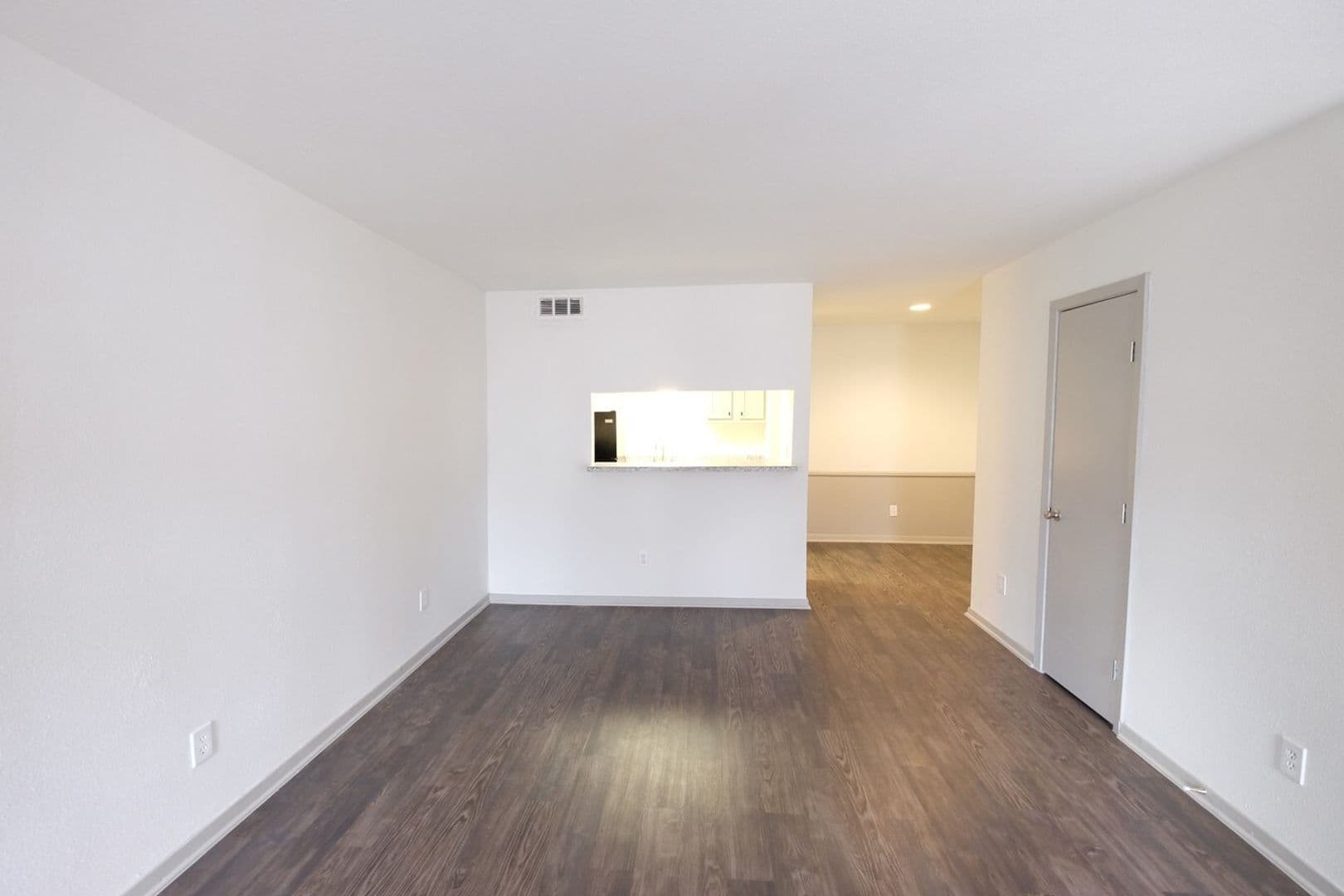 Austin Apartment: 1124 Rutland Dr