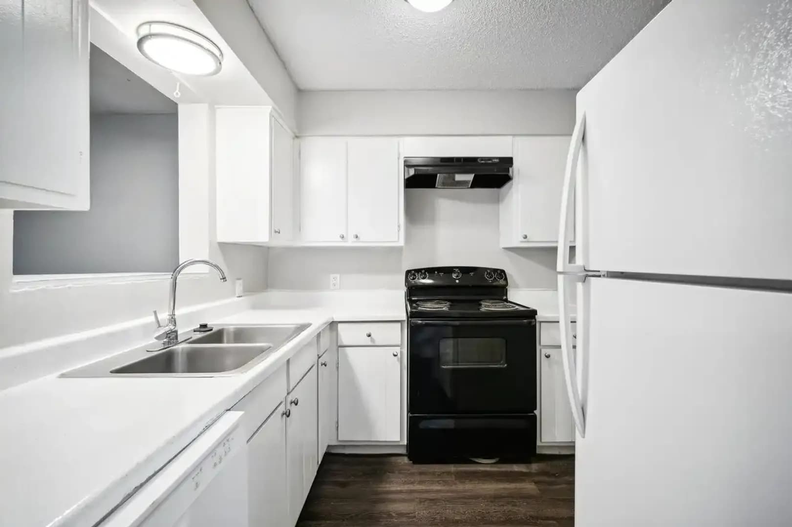 Austin Apartment: 1302 Parker Lane