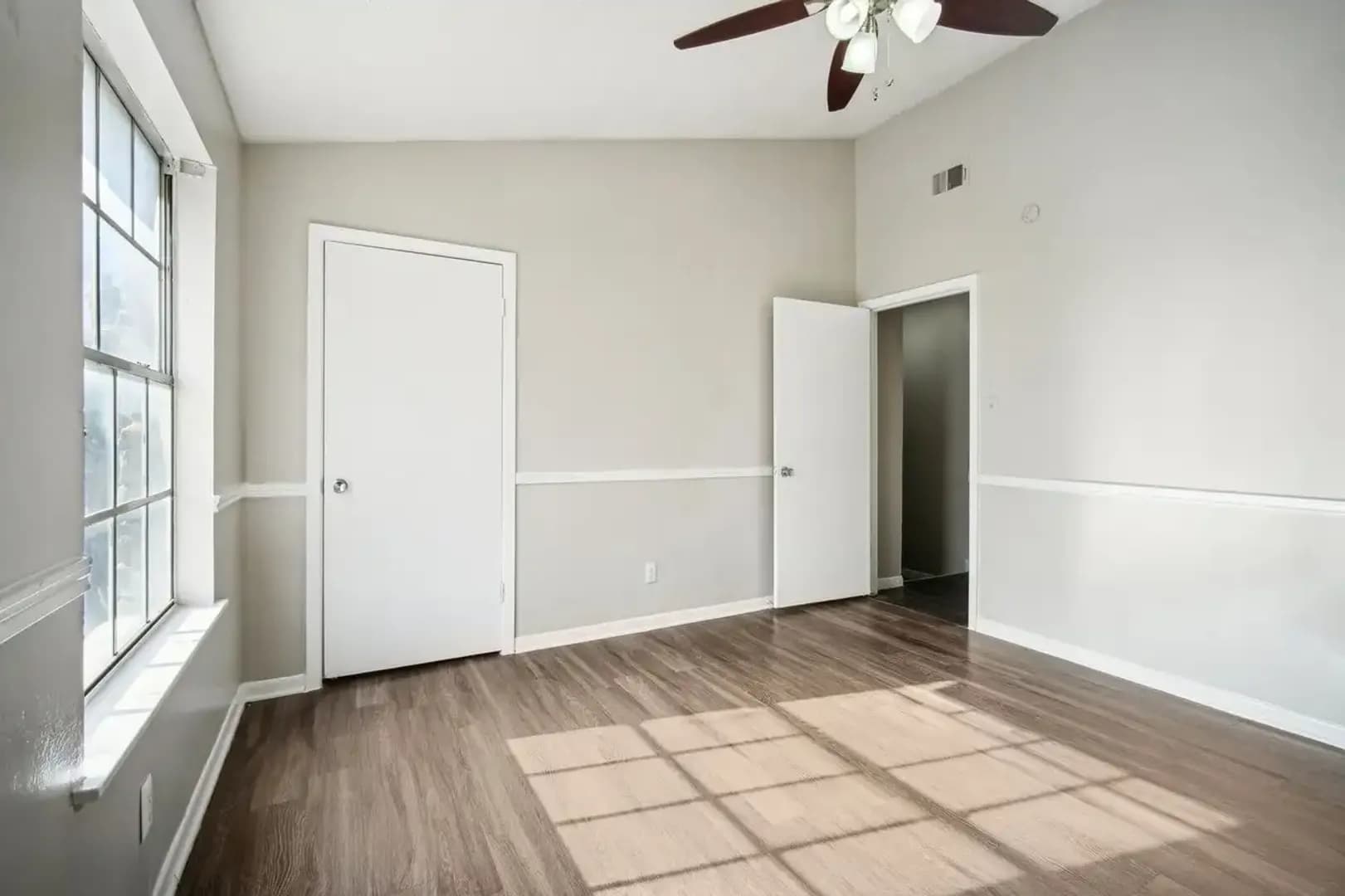 Austin Apartment: 1302 Parker Lane