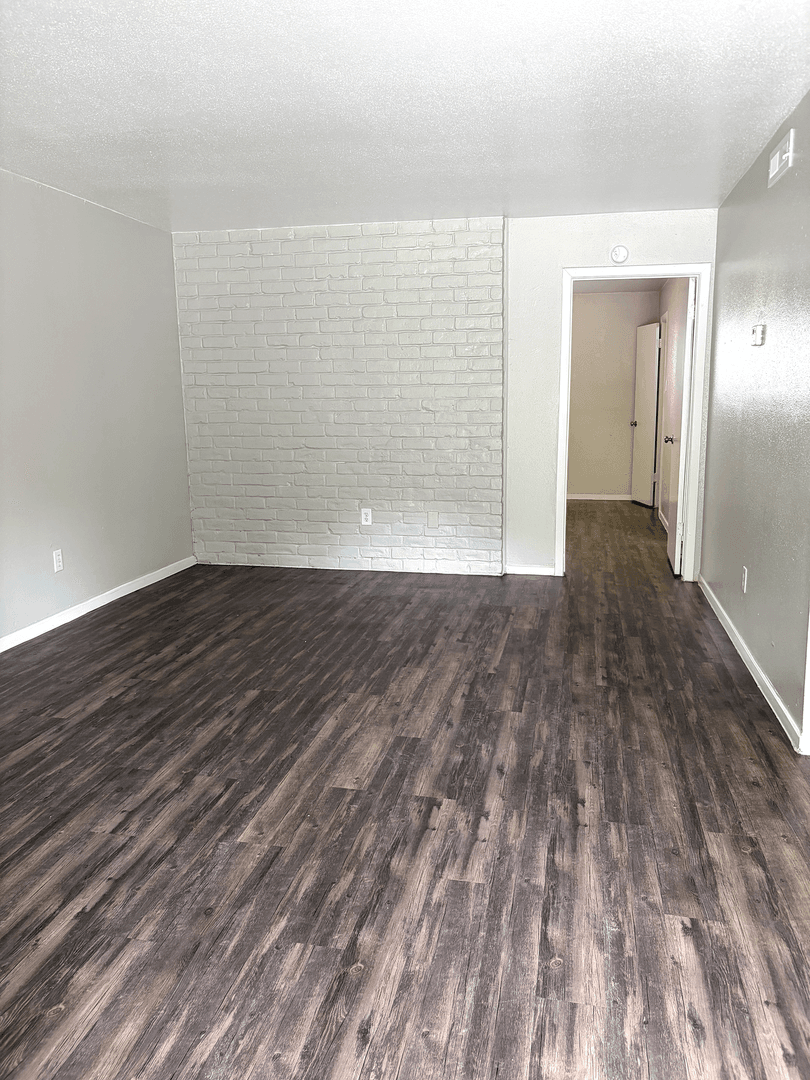 Austin Apartment: 1124 Rutland Dr