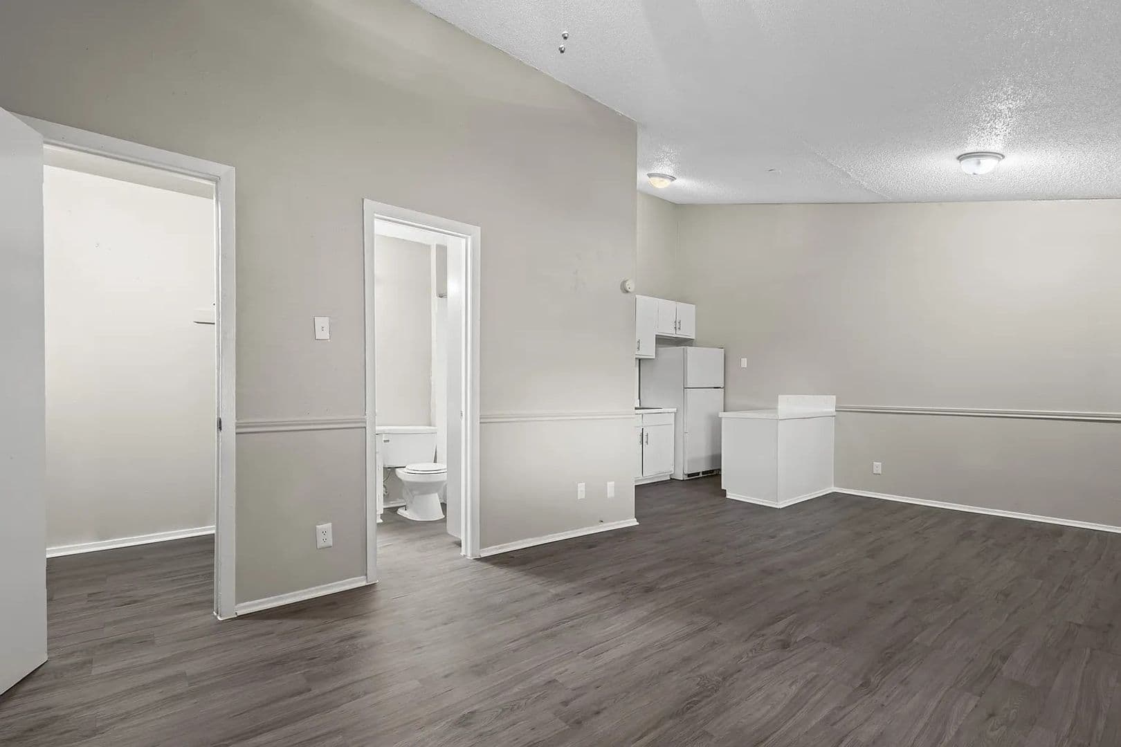 Austin Apartment: 1300 Parker Lane
