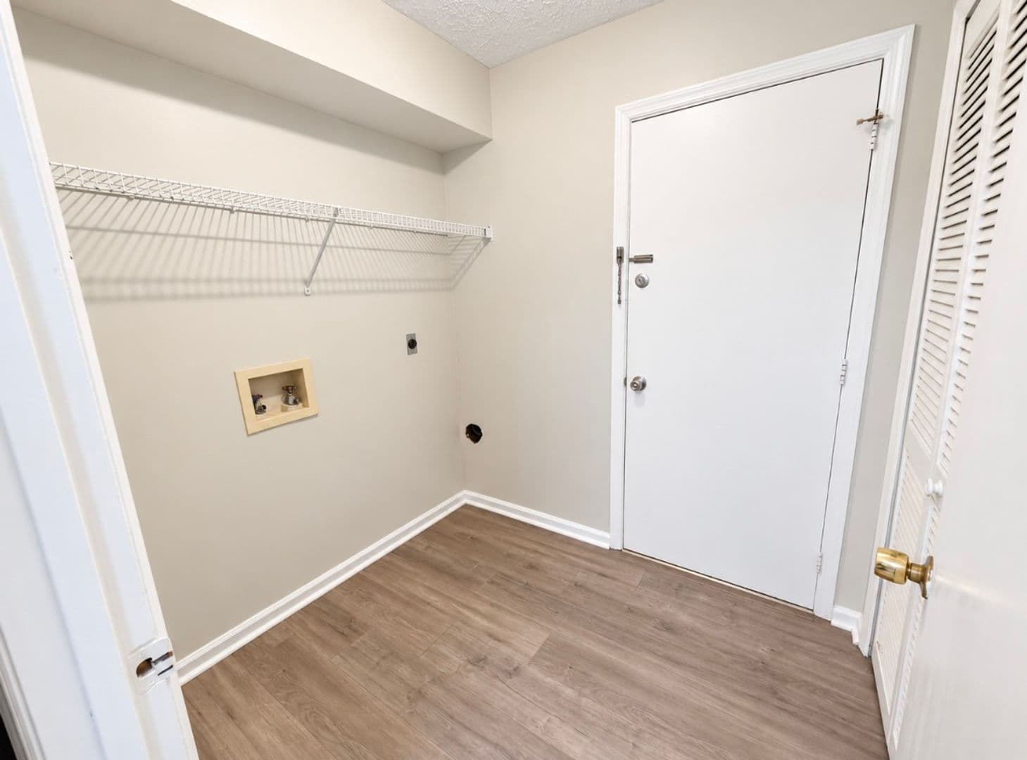 Richmond Hill House: 61 Whippoorwill Lane