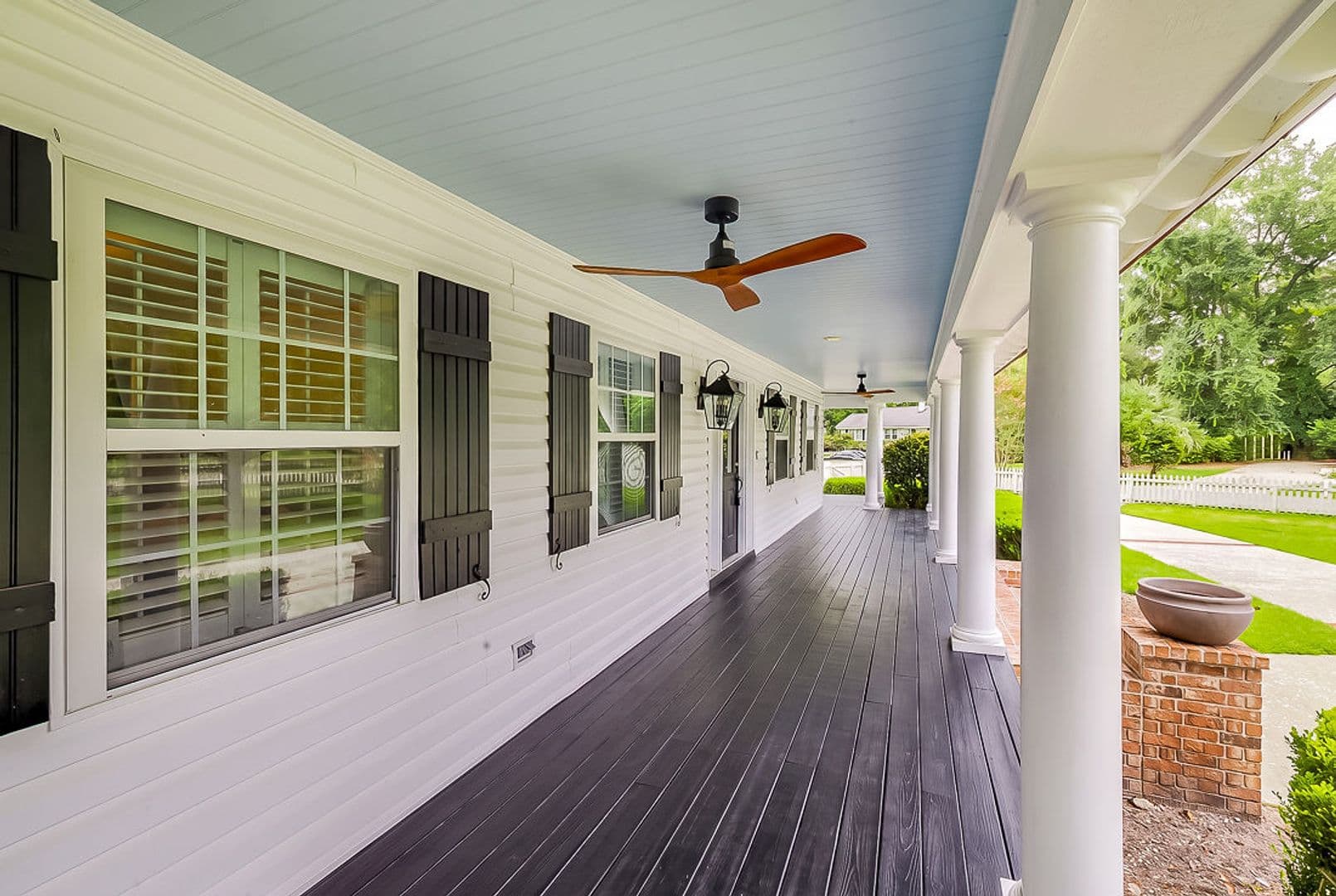 Savannah House: 38 Noble Glen Dr