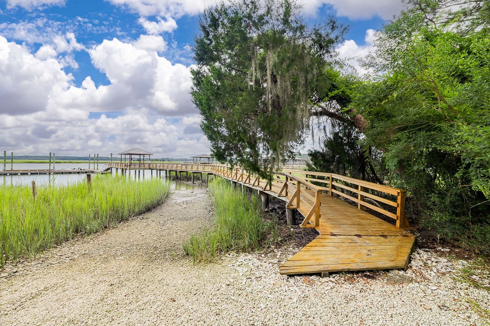 Savannah House: 38 Noble Glen Dr