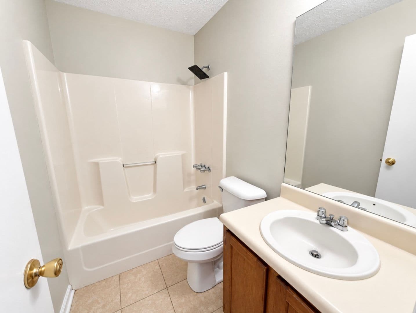 Richmond Hill House: 61 Whippoorwill Lane