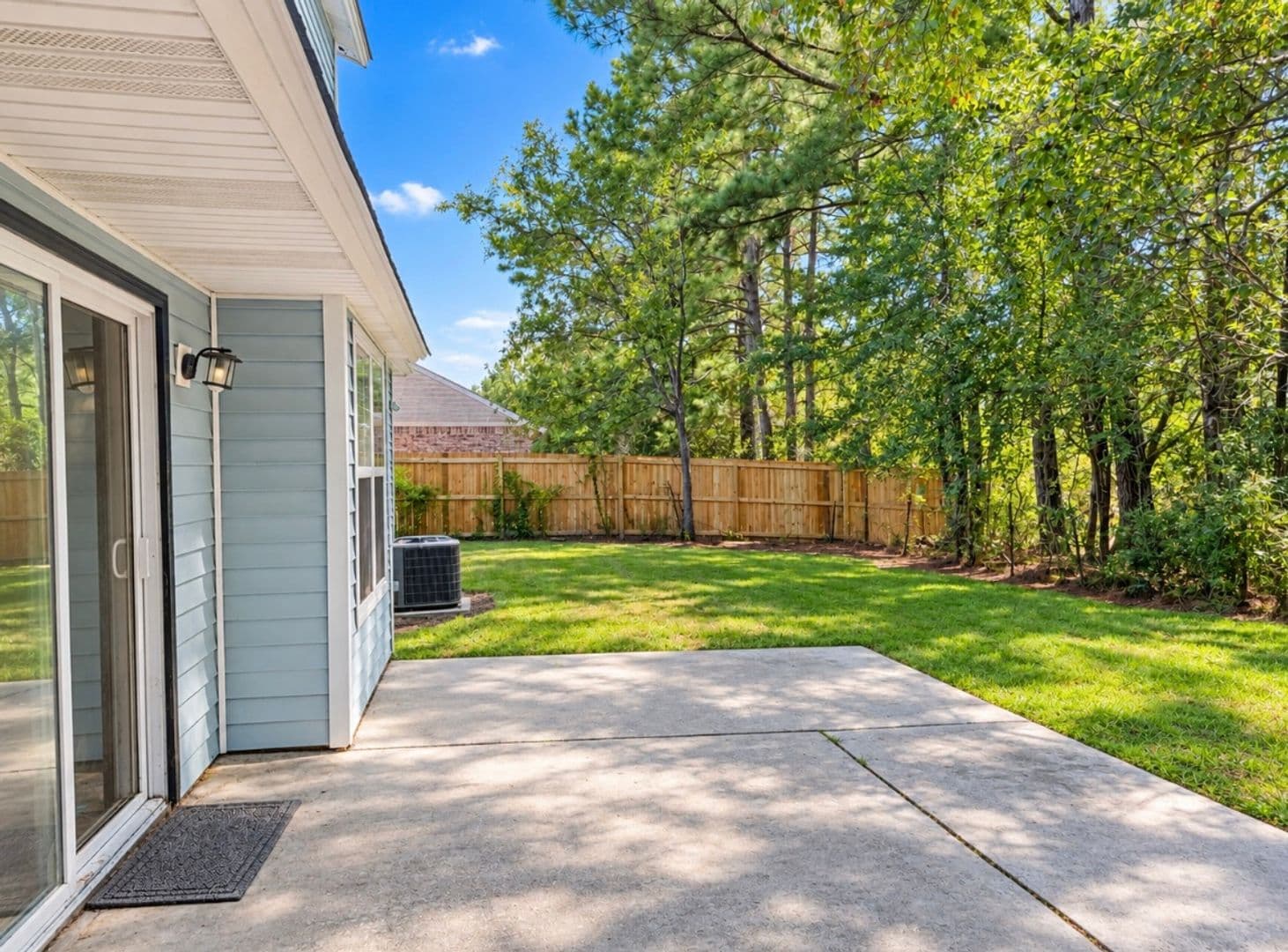 Richmond Hill House: 61 Whippoorwill Lane