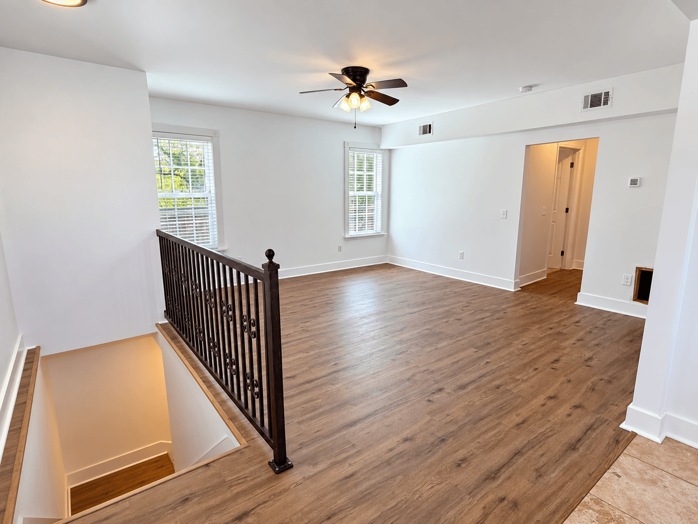 Savannah House: 510 E Liberty St