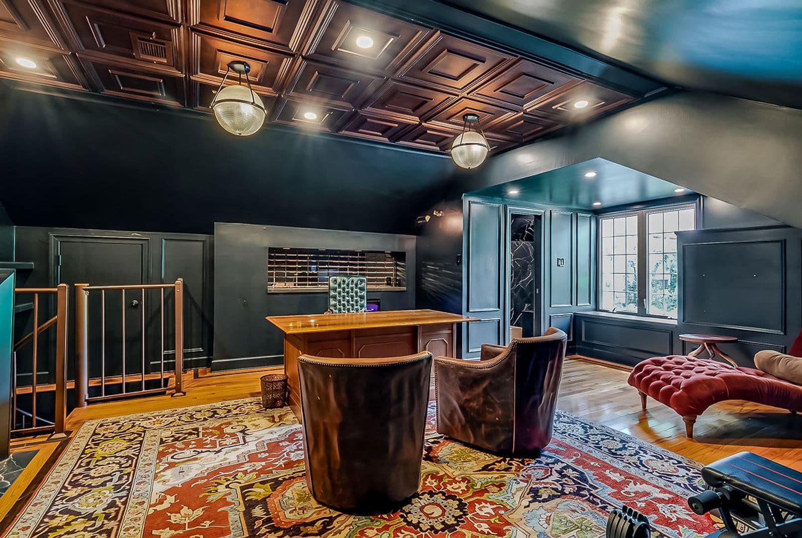 Savannah House: 38 Noble Glen Dr