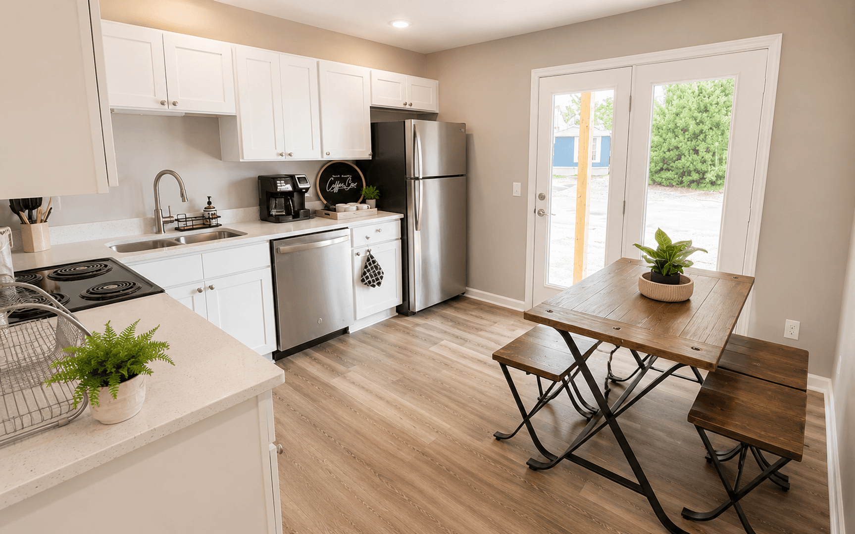 Lexington Apartment: 120 Lake Villa Rd