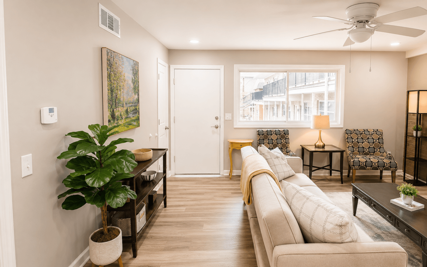 Lexington Apartment: 120 Lake Villa Rd