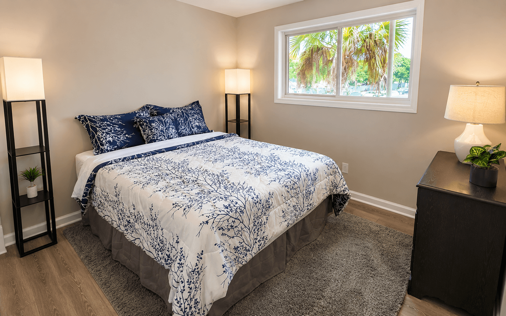 Lexington Apartment: 120 Lake Villa Rd