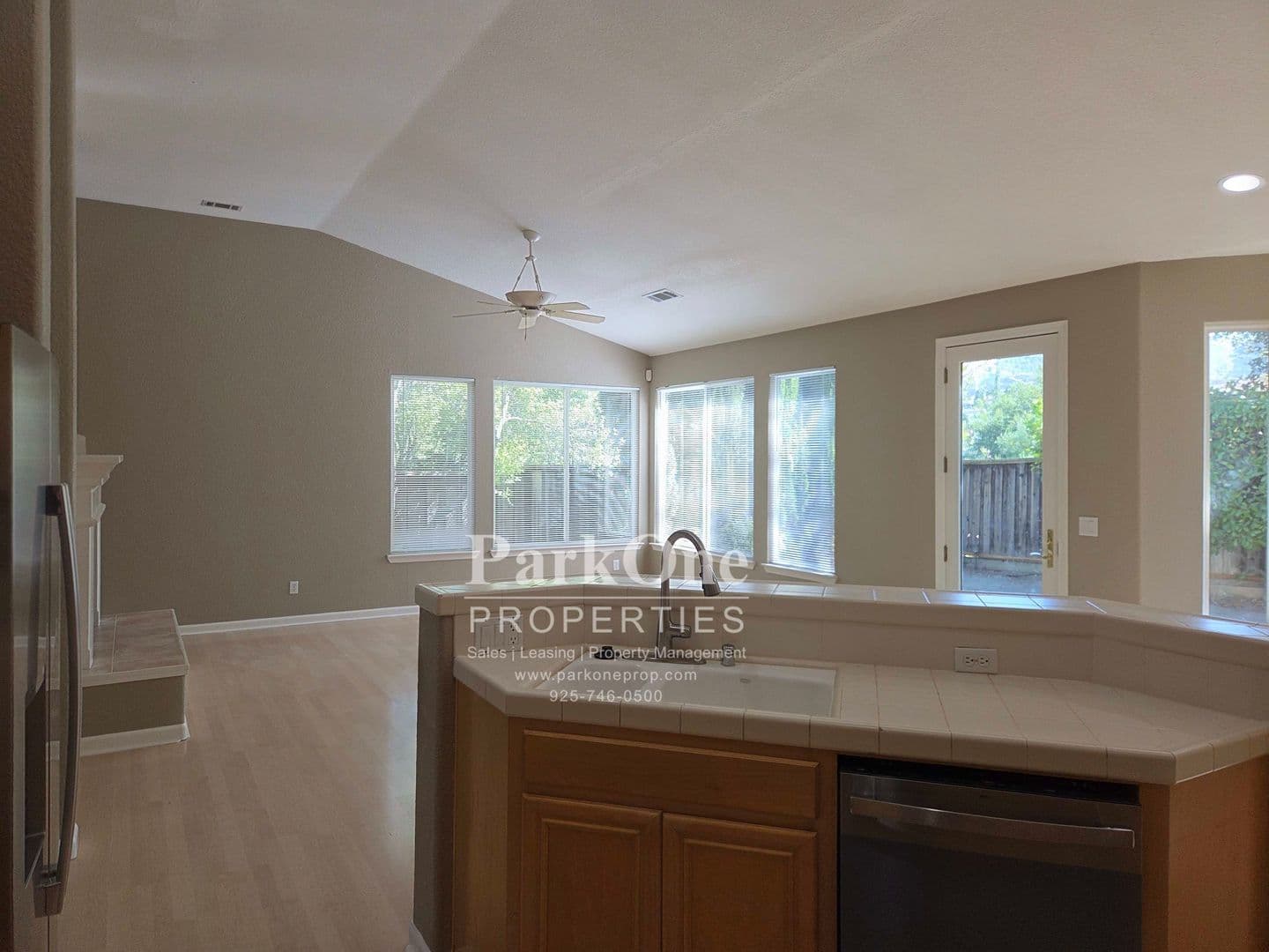 Concord House: 5270 Ambleside Dr