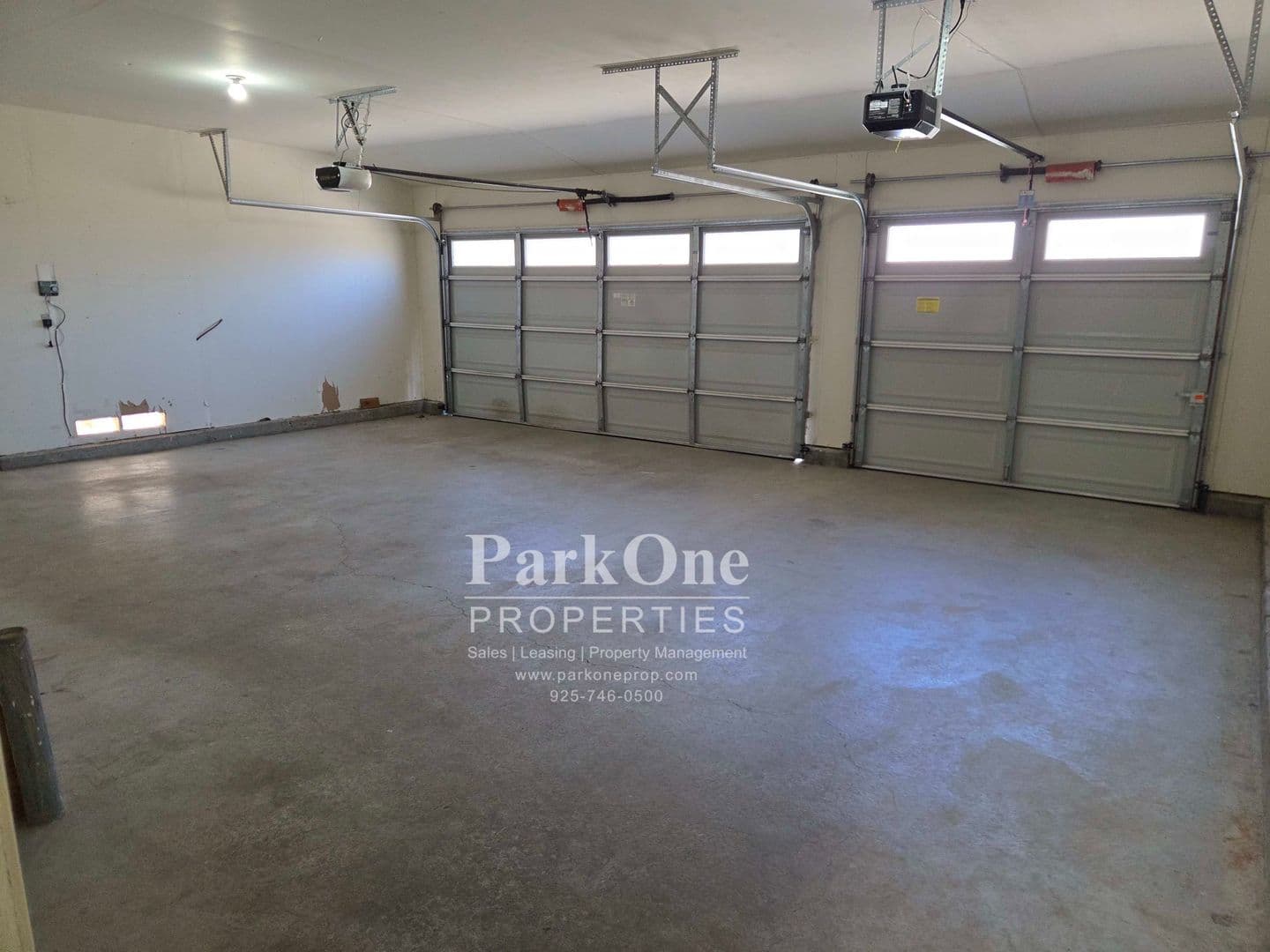 Concord House: 5270 Ambleside Dr