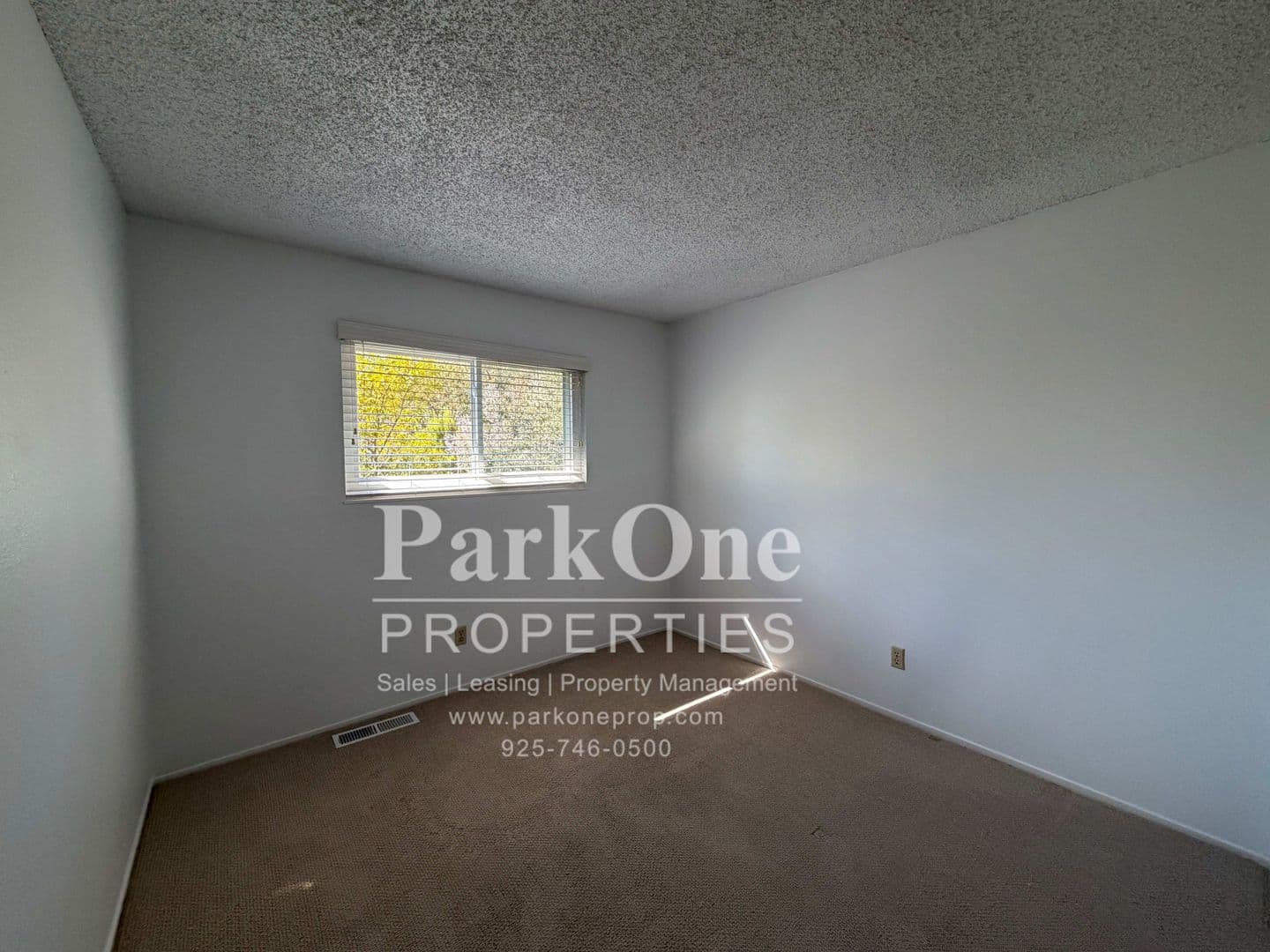Lafayette House: 3270 Marlene Dr