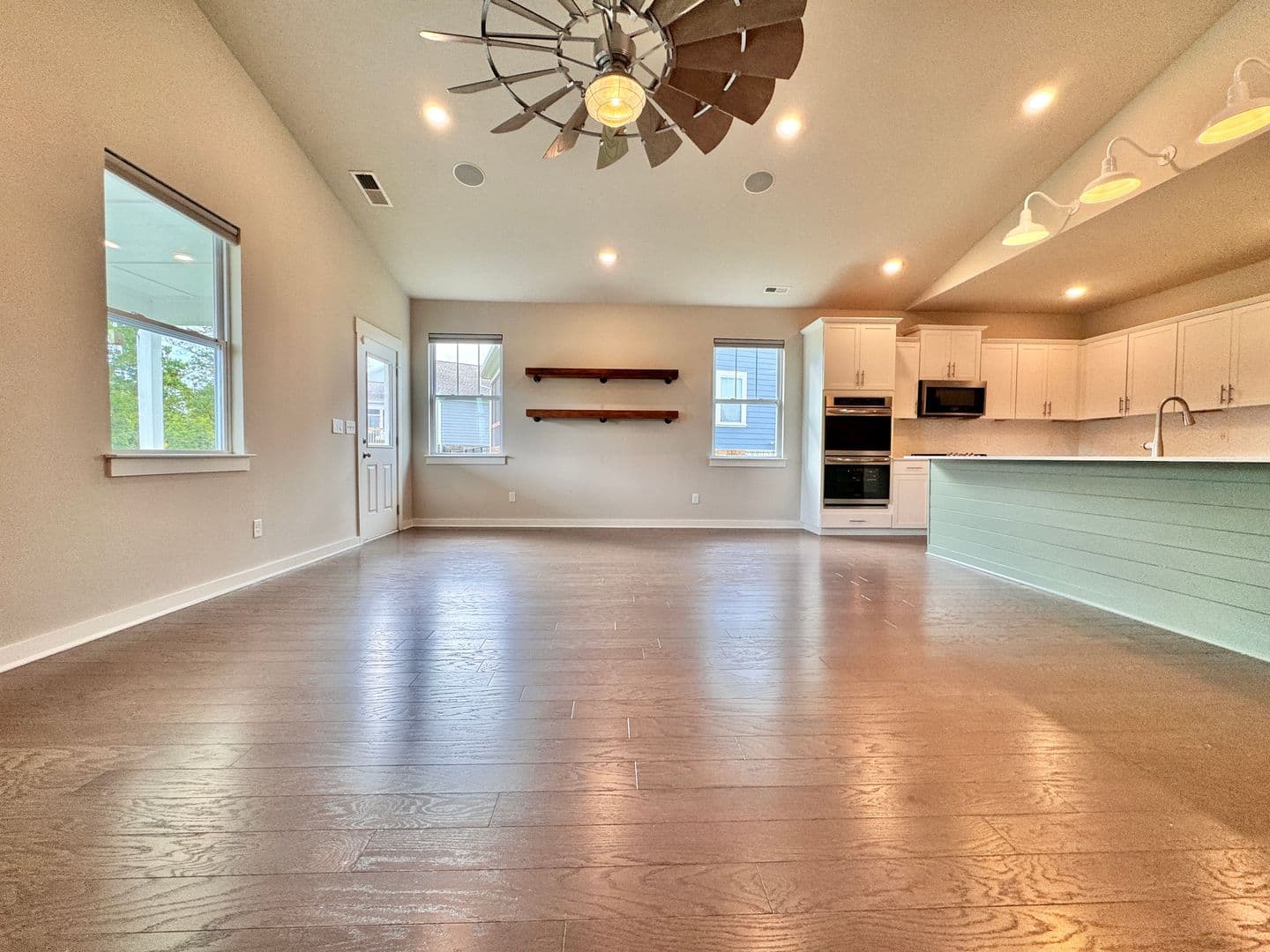 Thompsons Station House: 2225 Maytown Circle