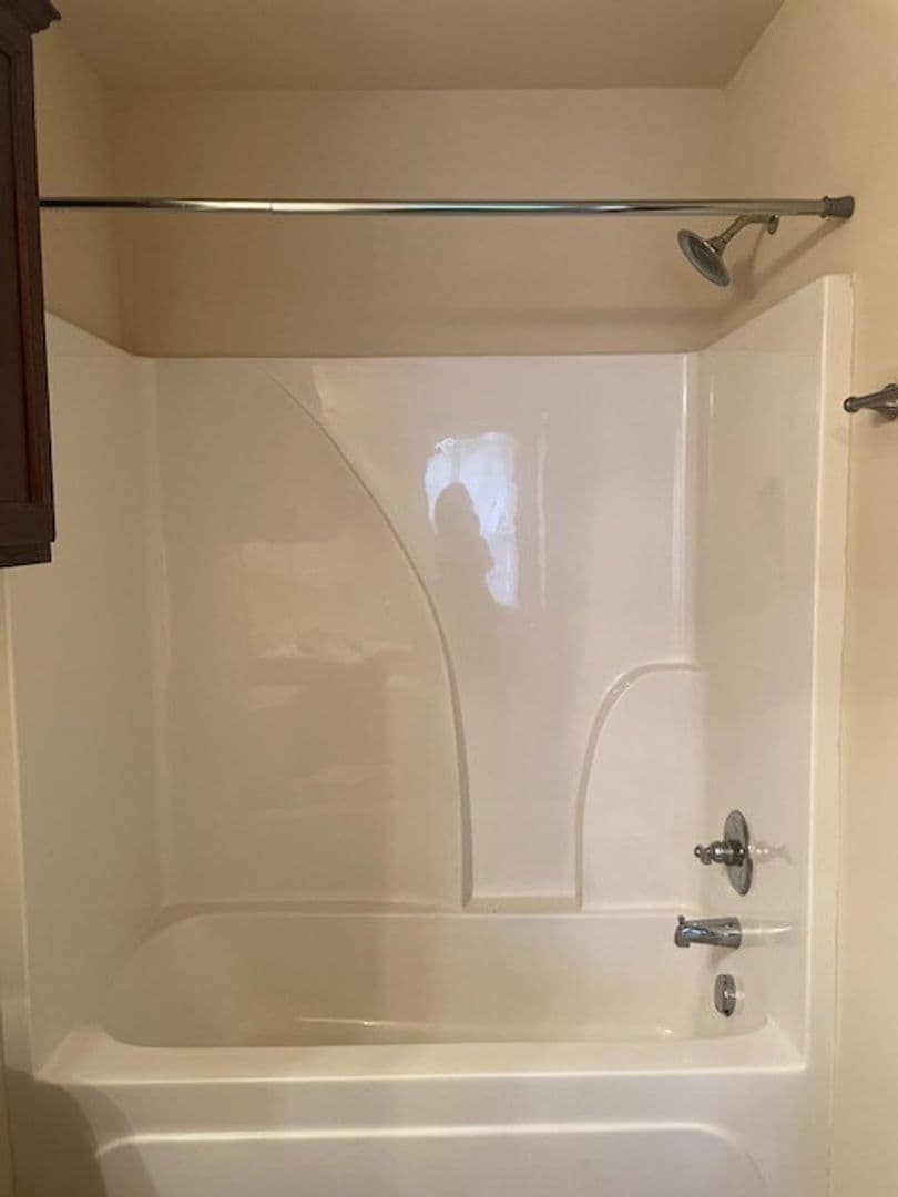 Murfreesboro House: 308 Dill Lane