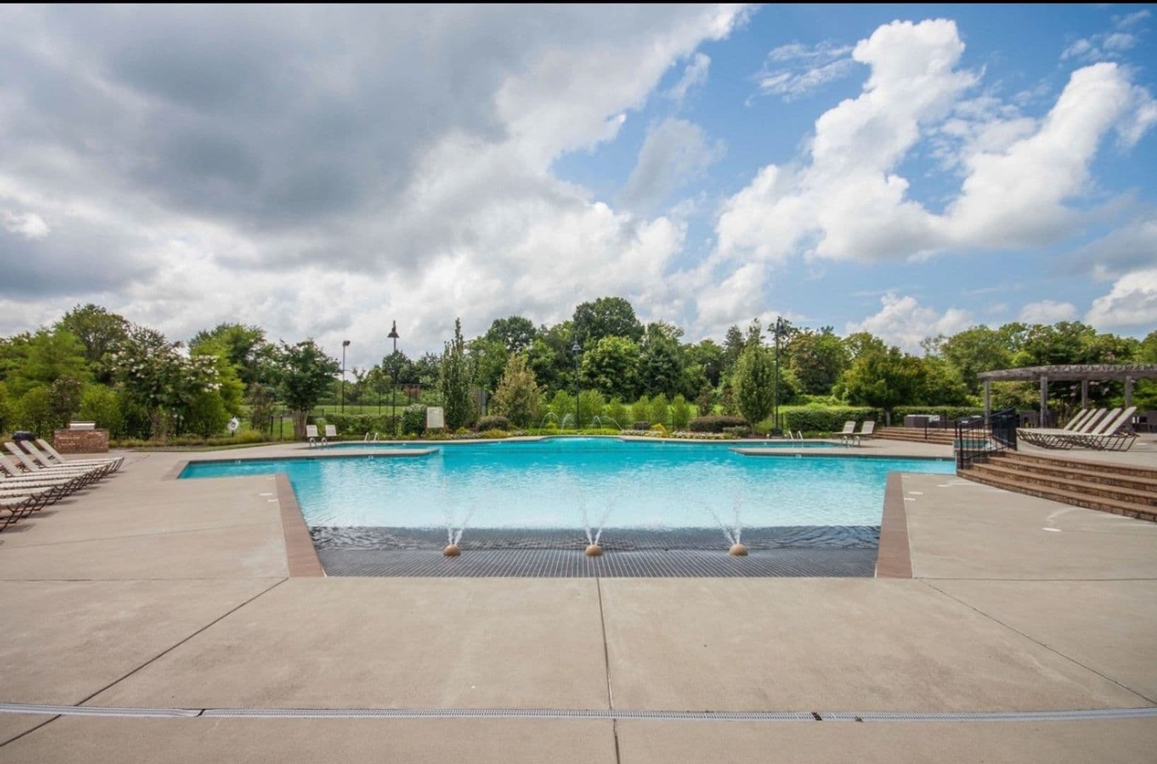 Thompsons Station House: 2225 Maytown Circle