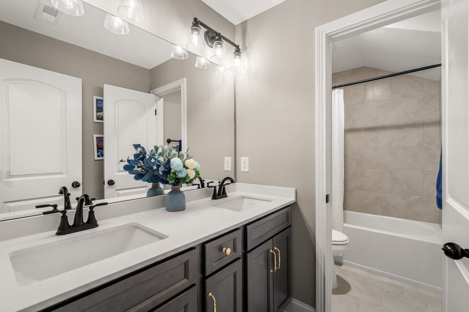 Fairview House: 7219-a Adenborough Drive