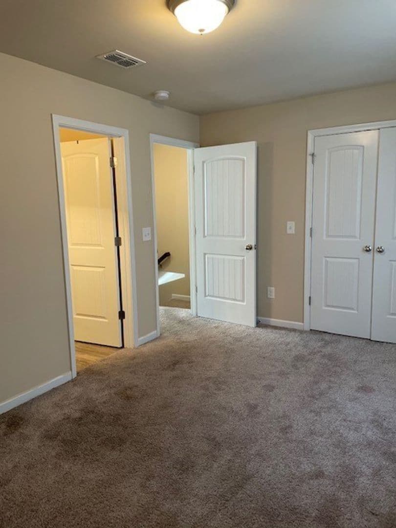 Murfreesboro House: 308 Dill Lane