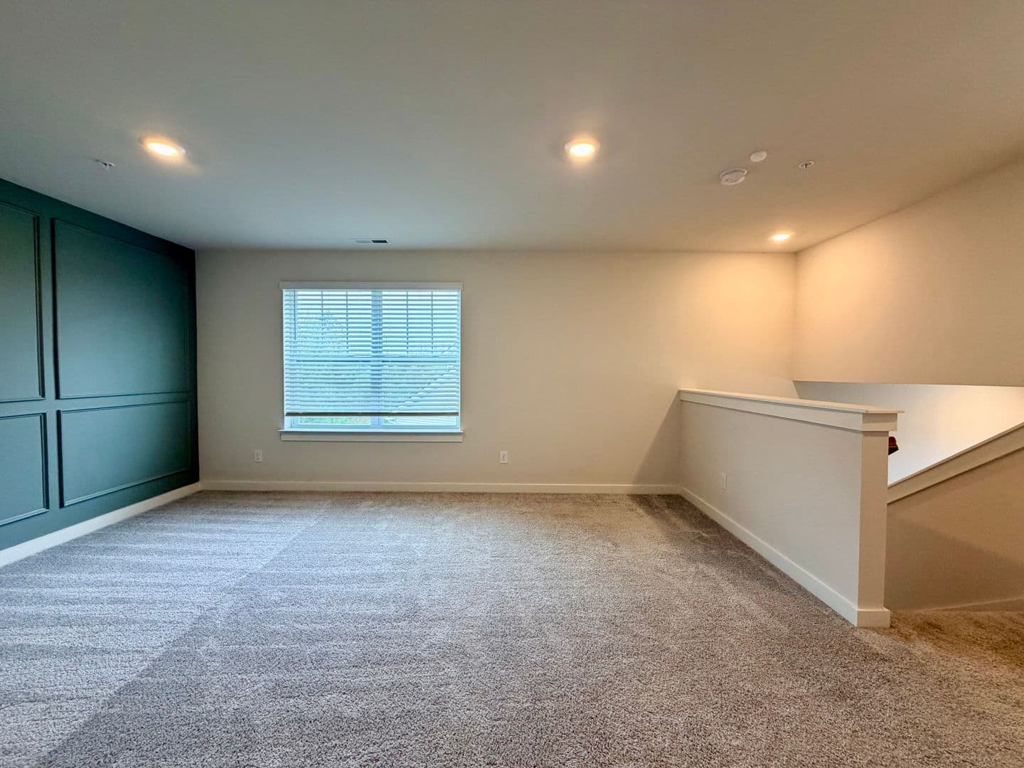 Spring Hill House: 645 Birdie Drive