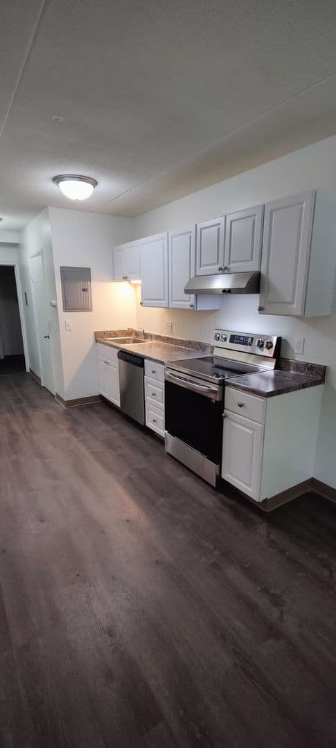 Malden Apartment: 190 Mountain Ave
