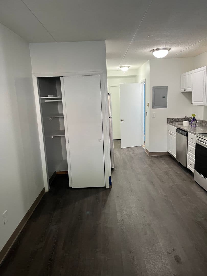 Malden Apartment: 190 Mountain Ave