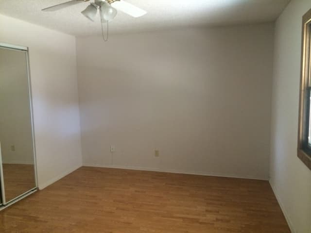 Lawrence Apartment: 2327-2348 Murphy Drive