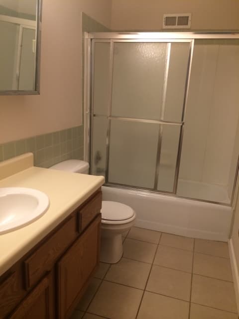 Lawrence Apartment: 2327-2348 Murphy Drive