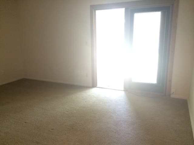 Lawrence Apartment: 2327-2348 Murphy Drive