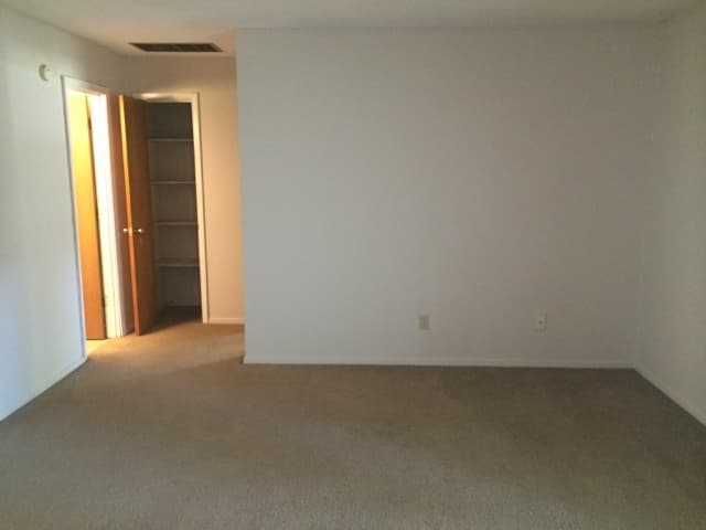 Lawrence Apartment: 2327-2348 Murphy Drive