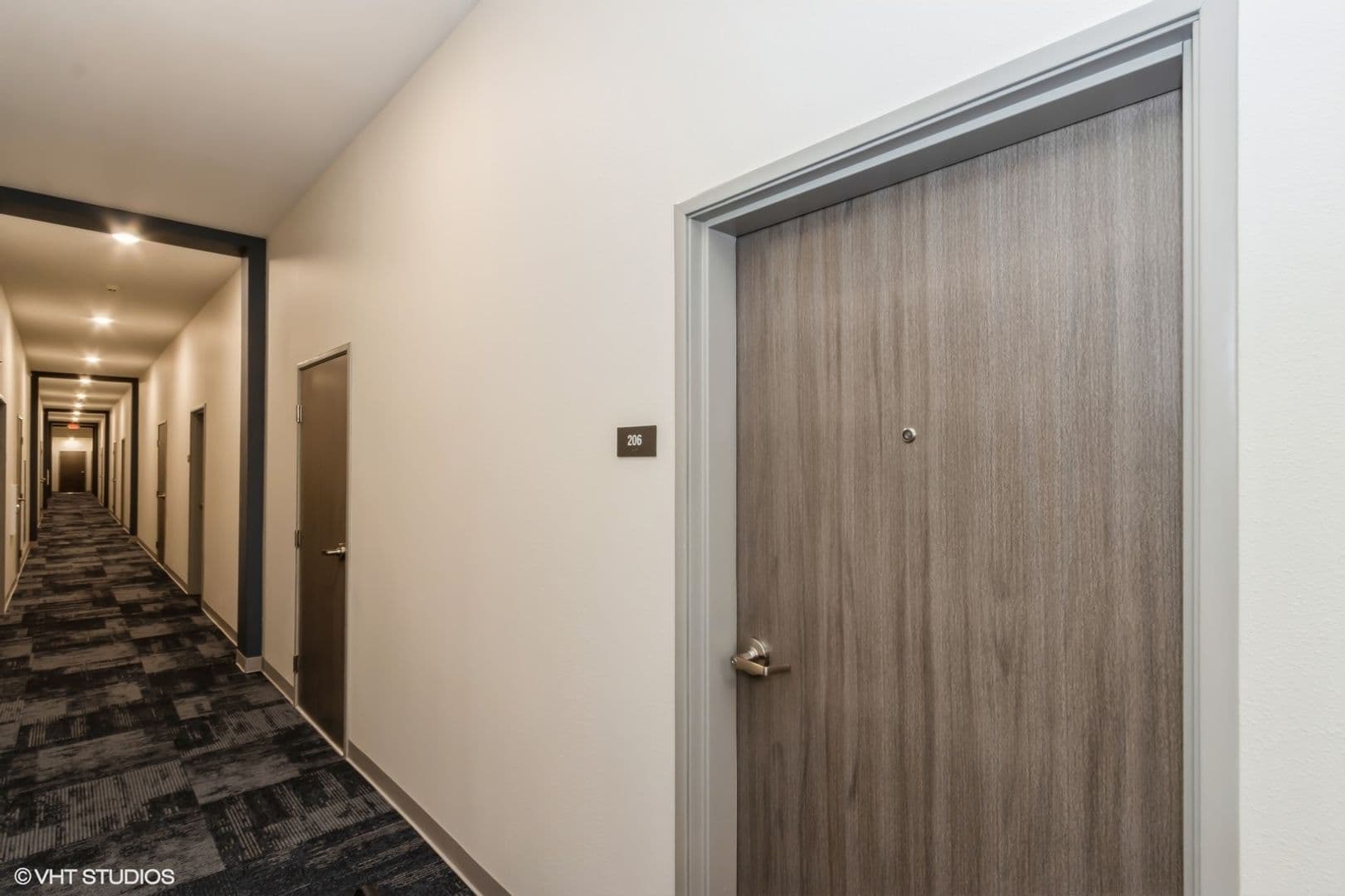 Cedar Rapids Apartment: 4025 Westdale Parkway SW