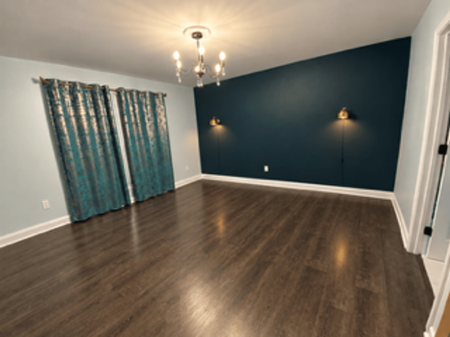 Pinson House: 8616 Woodview Lane