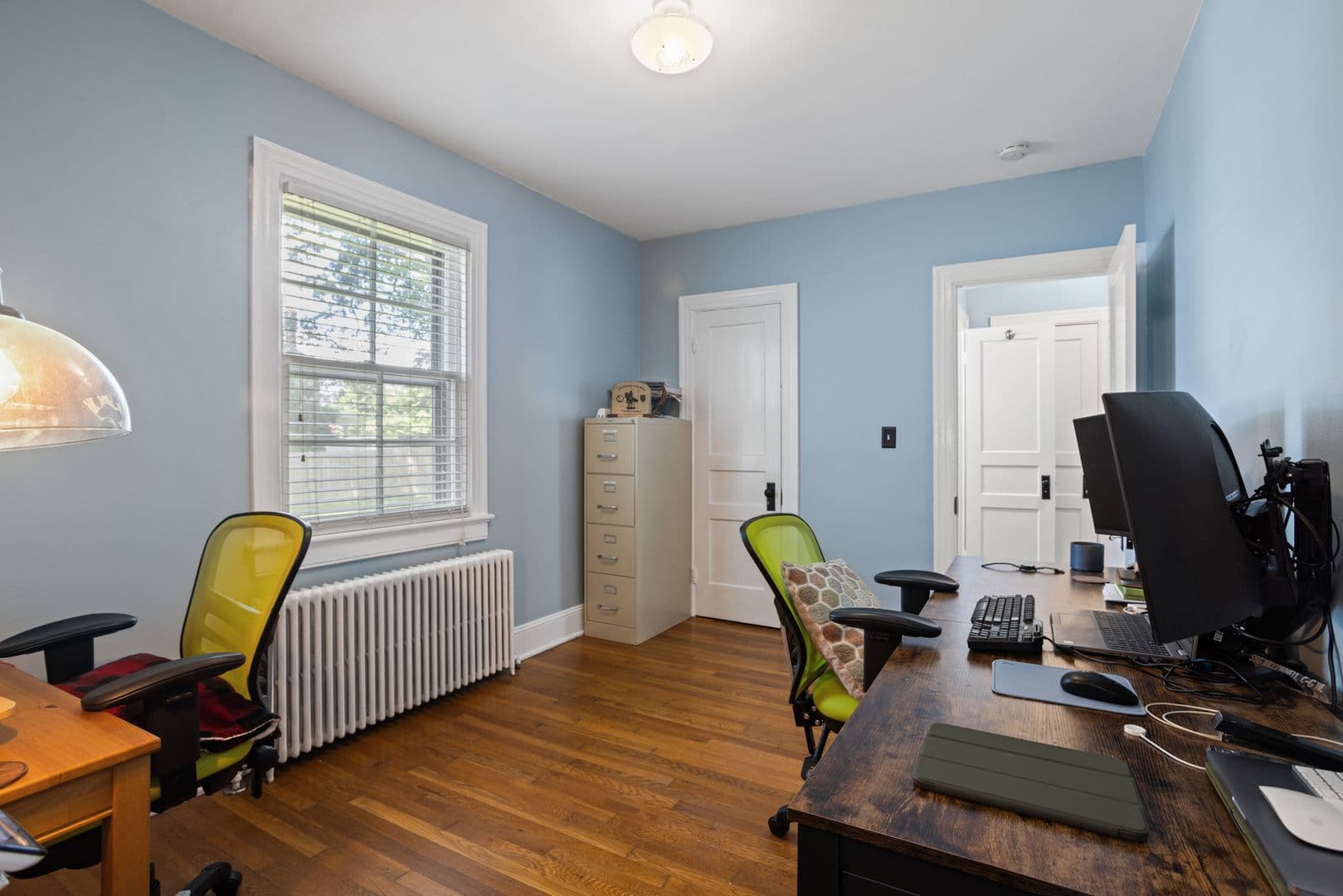 Colonial Heights House: 208 Marvin Ave