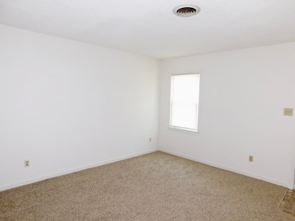 Colonial Heights House: 308 Kent Avenue