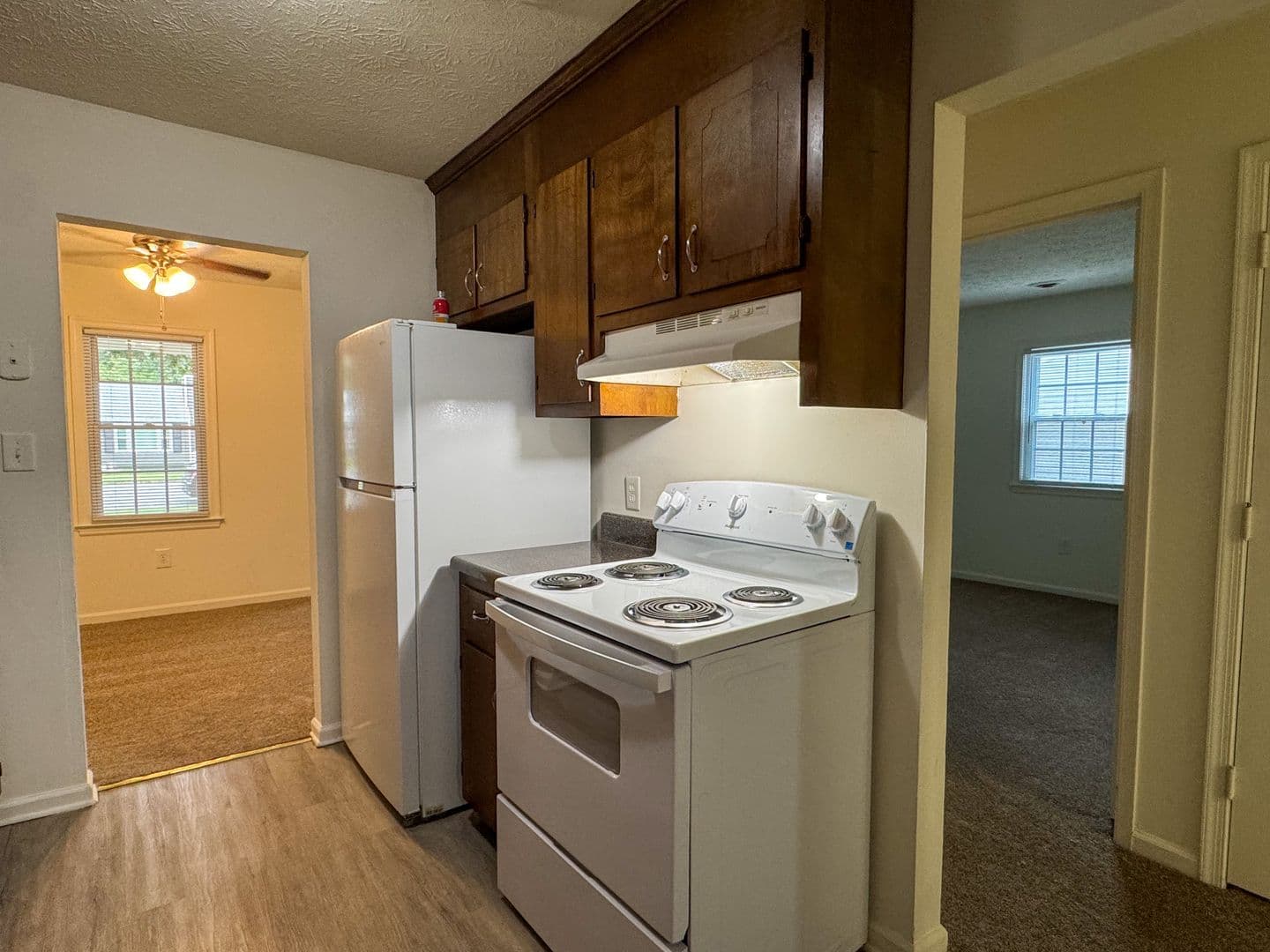 S. Chesterfield House: 20805 A Shaker Dr