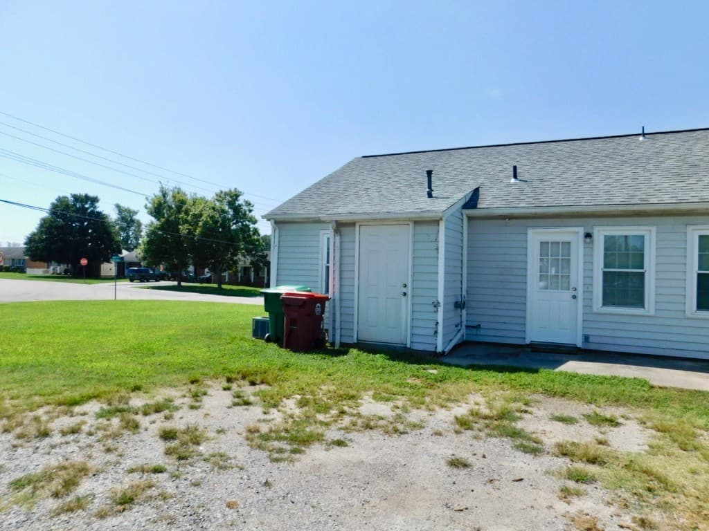 Colonial Heights House: 308 Kent Avenue