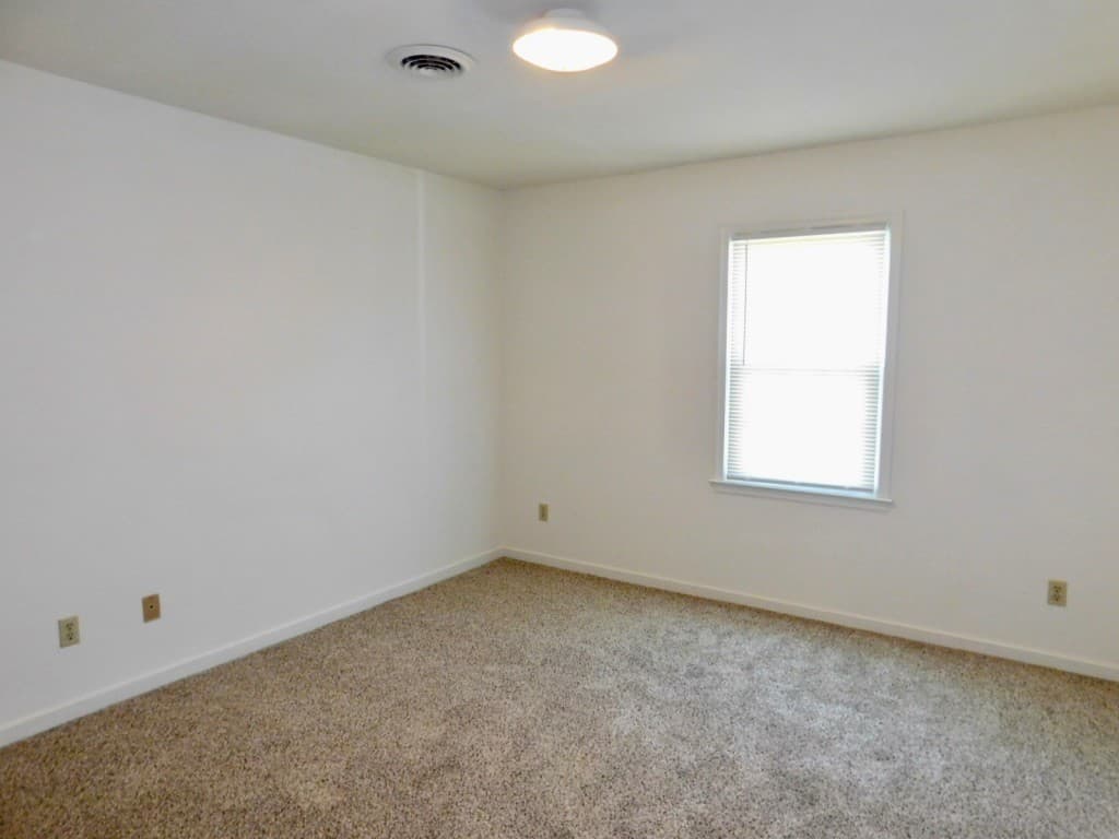 Colonial Heights House: 308 Kent Avenue