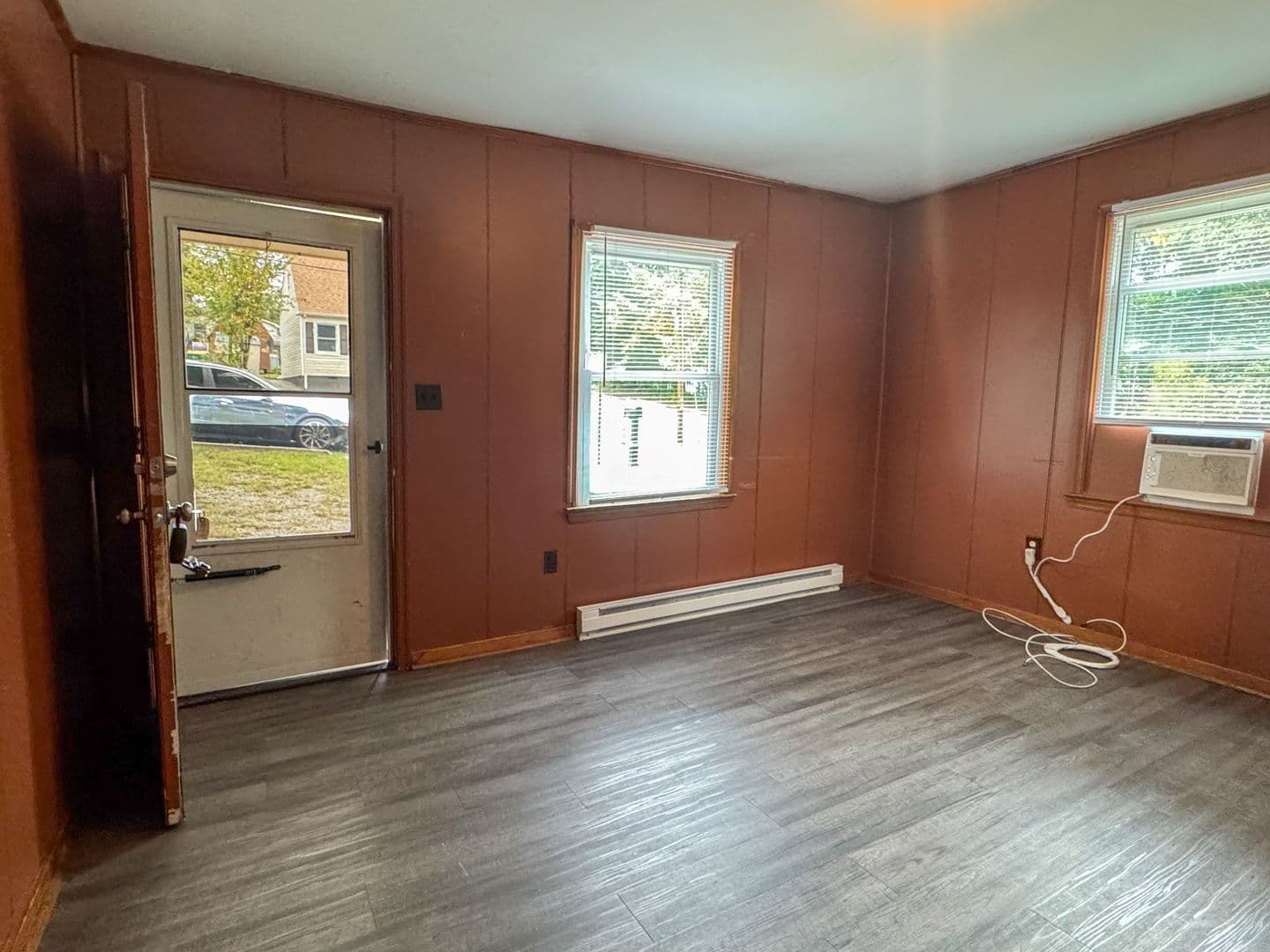 Hopewell House: 2222 A Dellrose Drive