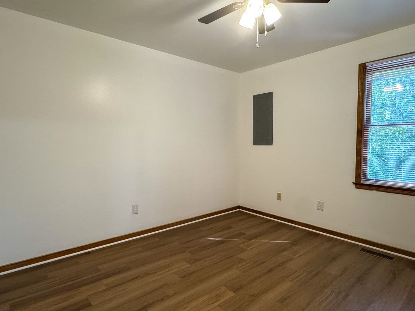 Prince George House: 4345 Martinson Lane
