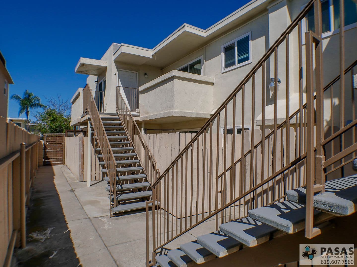 San Diego Apartment: 4615 Bancroft St.