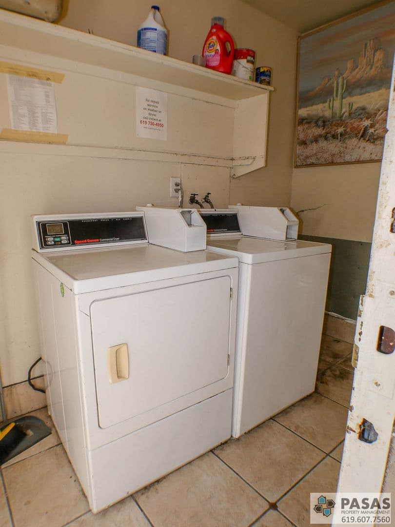 San Diego Apartment: 4615 Bancroft St.