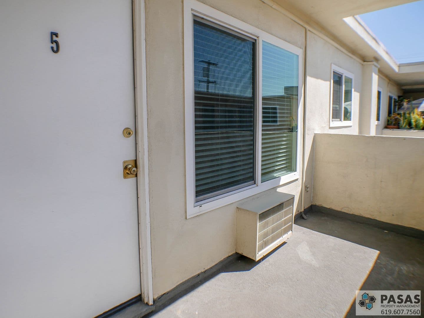 San Diego Apartment: 4615 Bancroft St.