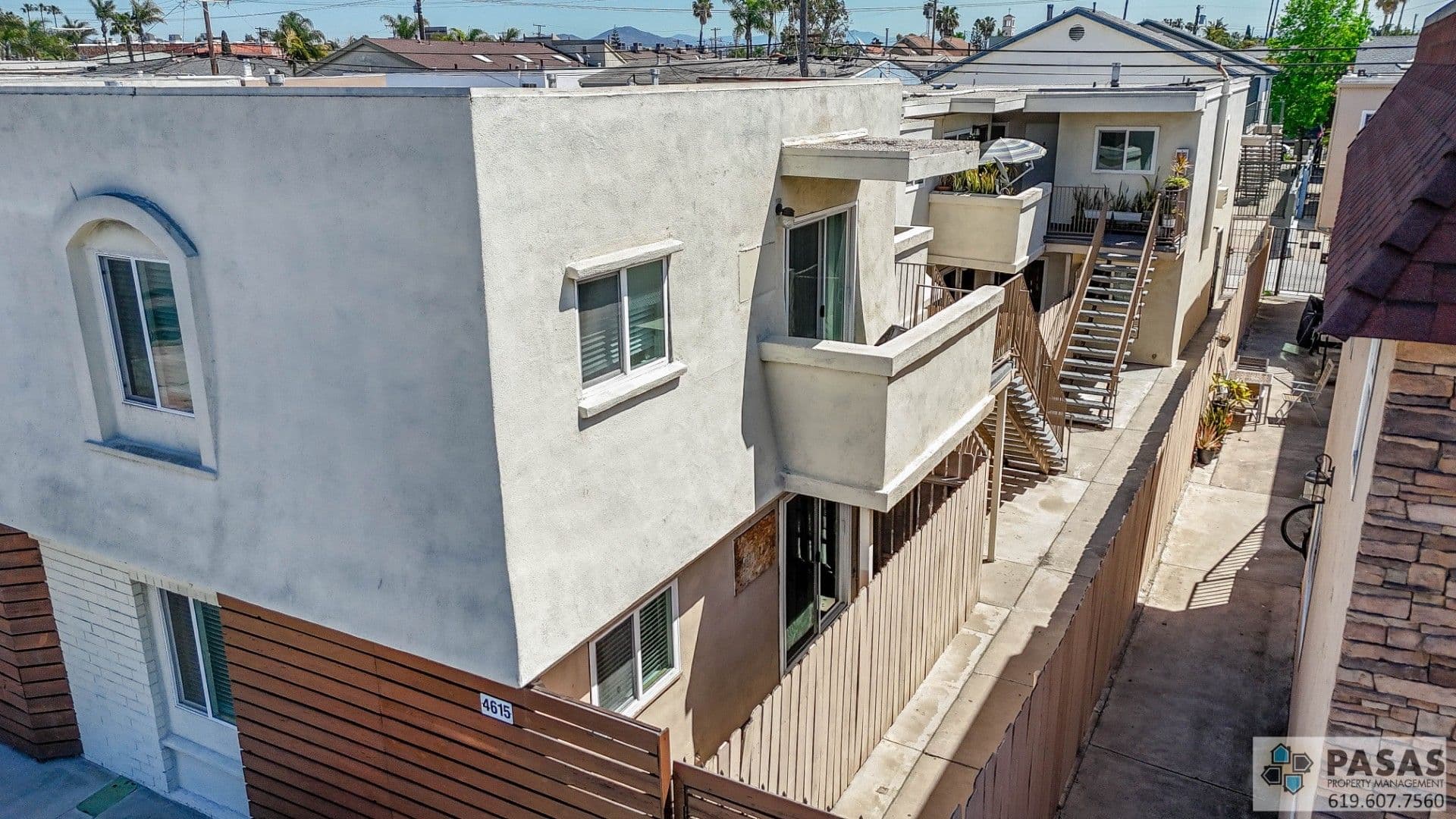 San Diego Apartment: 4615 Bancroft St.