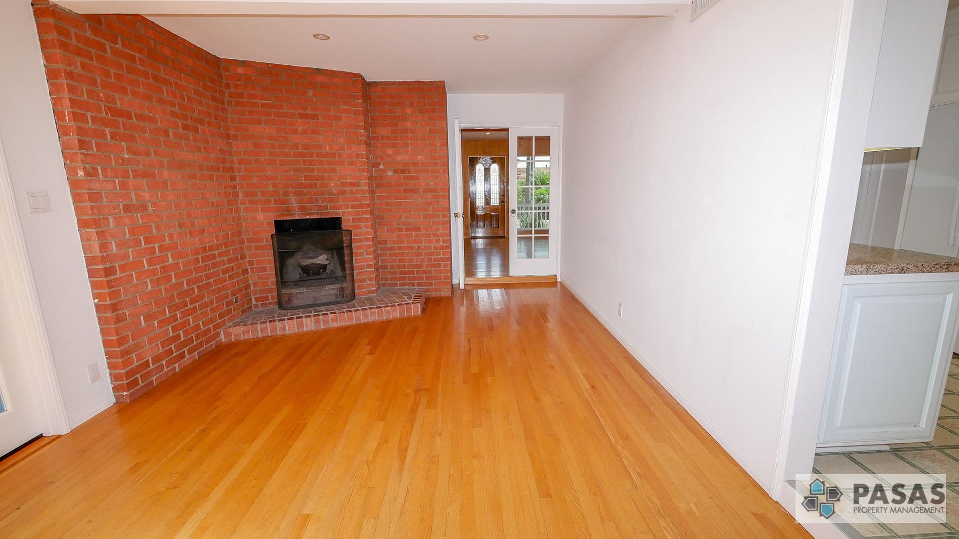 San Diego House: 1018 Santa Barbara St
