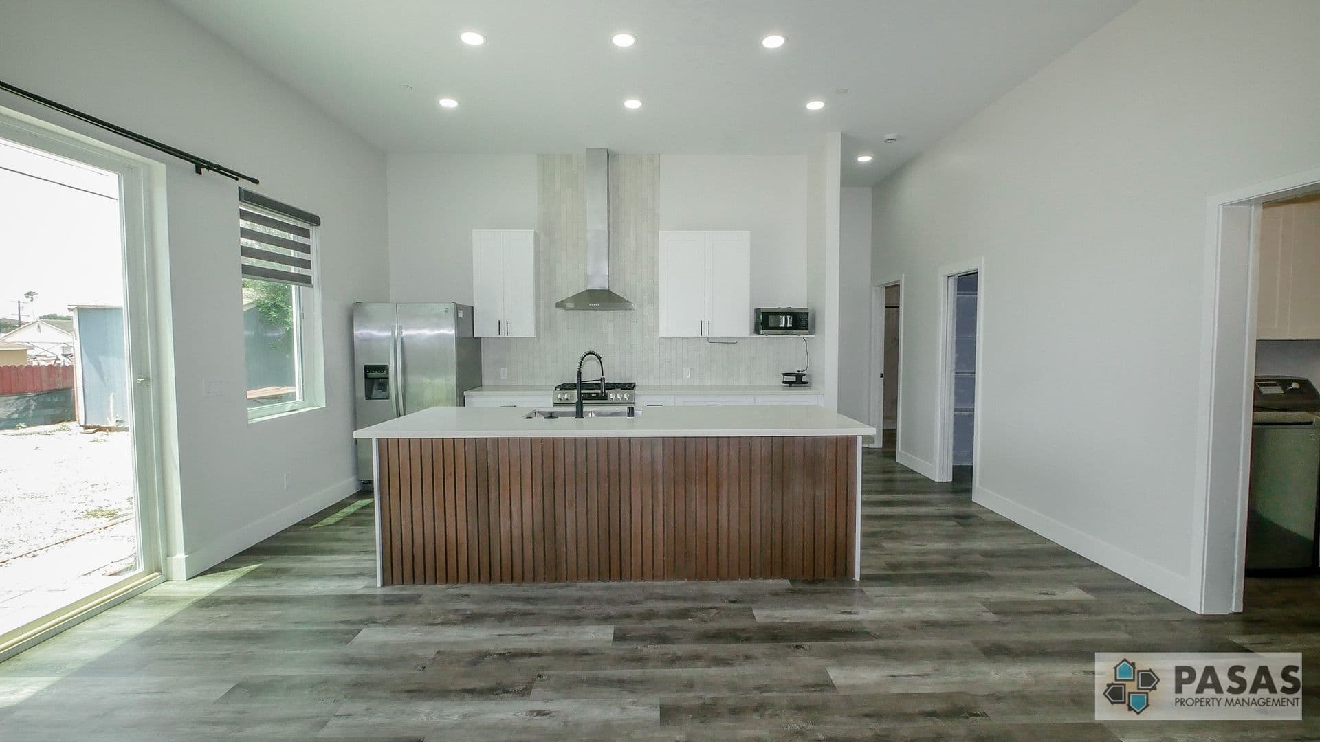 San Diego House: 5539 Potomac St