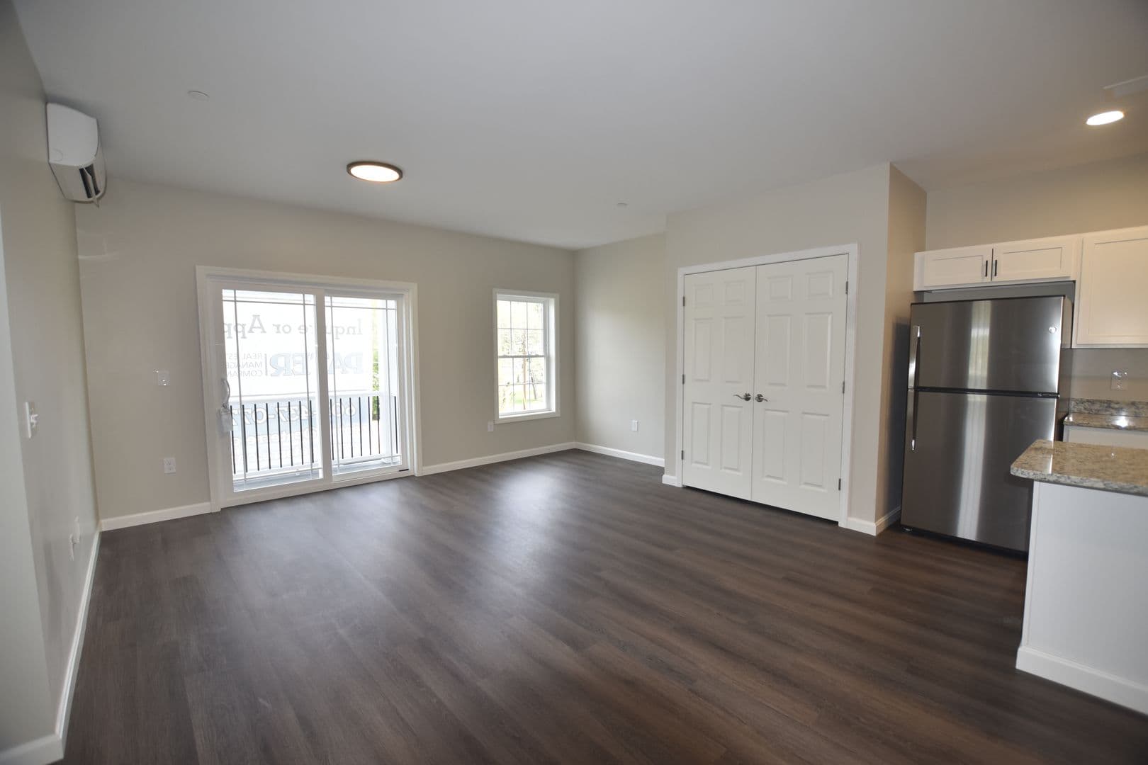 Londonderry Apartment: 217 Rockingham Road